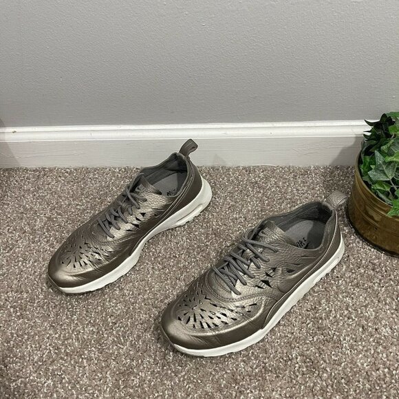 Nike Air Max Thea Jolie 725118-002 Women's Size 7.5 Metallic Pewter Sneakers - Picture 1 of 9